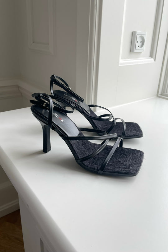 Belo Pumps - Zwart